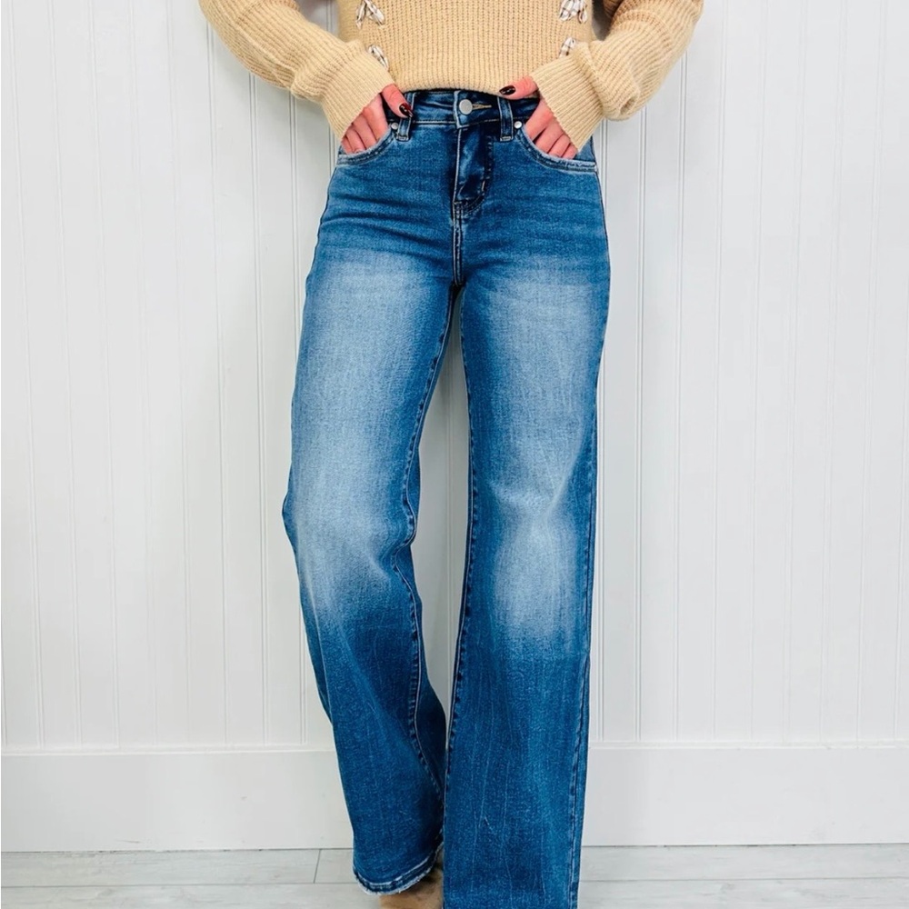 Madewell Flare Jeans in Classic Blue